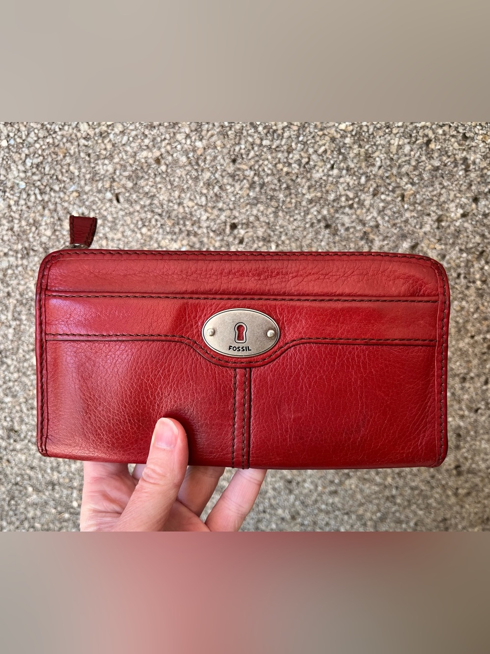 Fossil Red Leather Zip Wallet with Keyhole Plaque